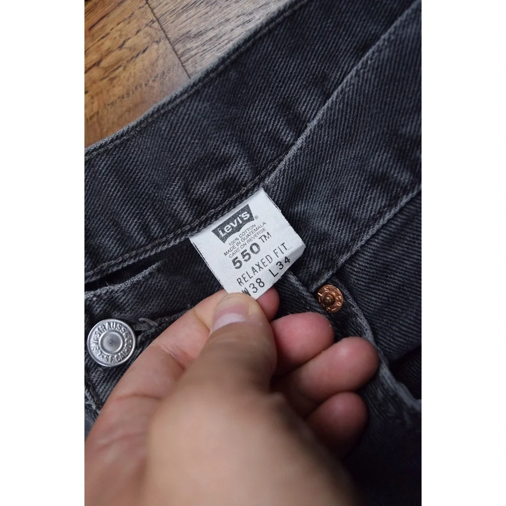 Vintage Levis 550 Men's Relaxed Fit‎ Taper Leg Black Denim Jeans Size 38x34